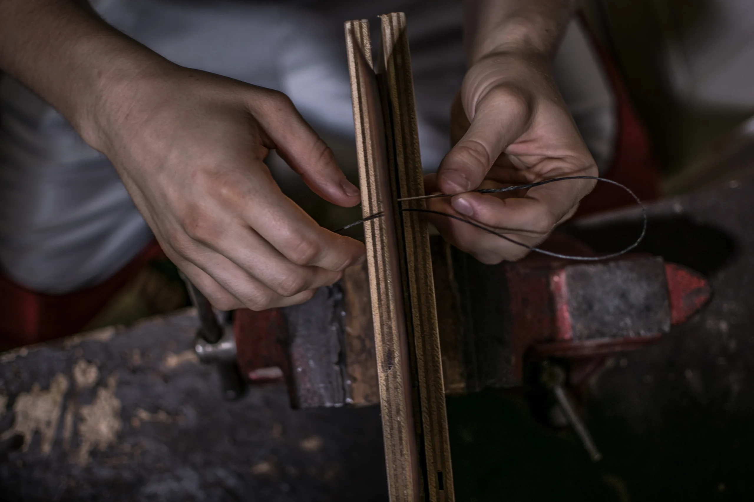 two-paddles-axe-and-leatherwork-9wNcZprwco8-unsplash